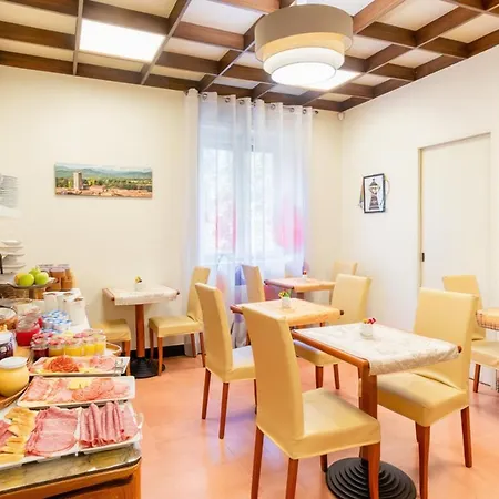 Catelli 3* ルッカ