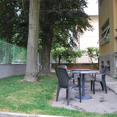 Couette-café Catelli Lucques